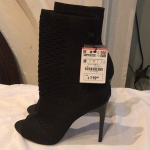 Black peep toe bootie. ZARA. Brand New! Size 38